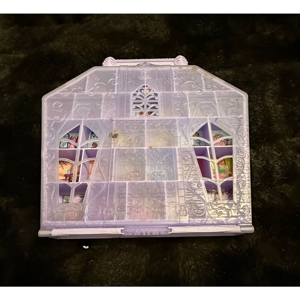 Monster High Mini’s Purple Castle Accessories Carrying Case w/ Handle